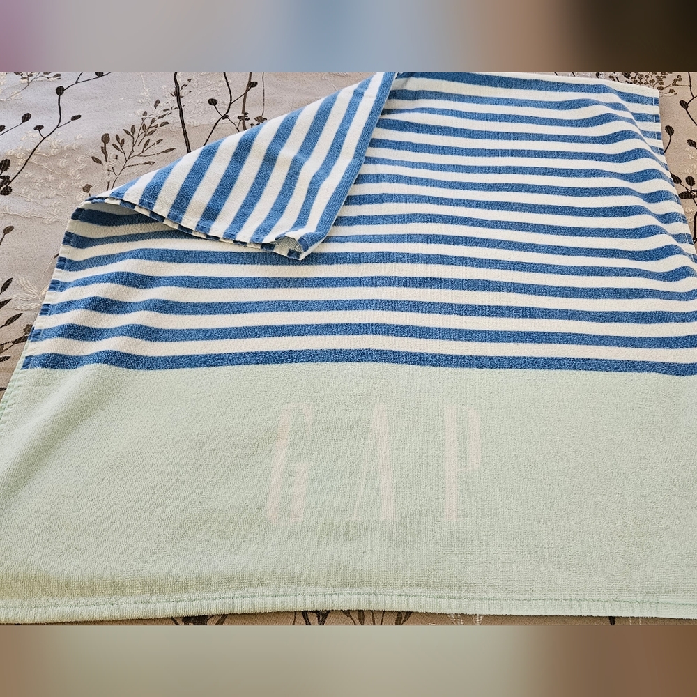 GAP Beach Towel